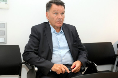 Παραλίγο στα... χέρια Κούγιας- Παπαδόπουλος