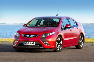 Πέντε αστέρια για το Ampera