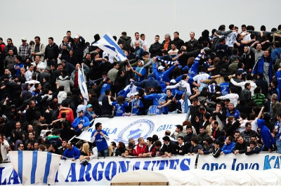 Πυρά οπαδών κατά Γερουλάνου στην Καβάλα
