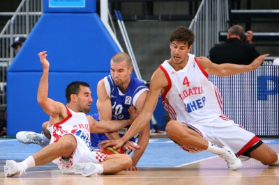 Με το… ζόρι η Κροατία!