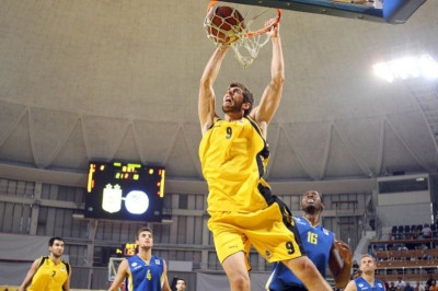 Τσαϊρέλης: «Μαζί με τον κόσμο μας»