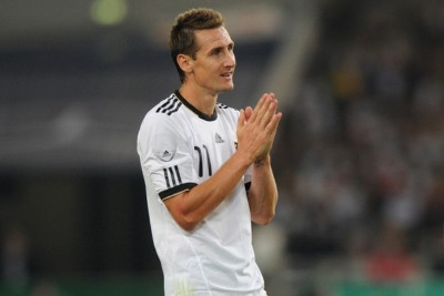 Κλόζε: «Μας ζηλεύουν»