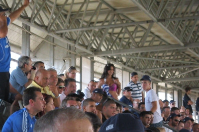 Τσιφτετέλια στο «Μπλούμφιλντ» (vid)