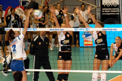 Έφυγε για να... ξανάρθει η Ντόγκανιτς!