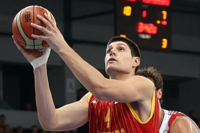 Βούτσεβιτς: «Λιγότερο εγωιστές»