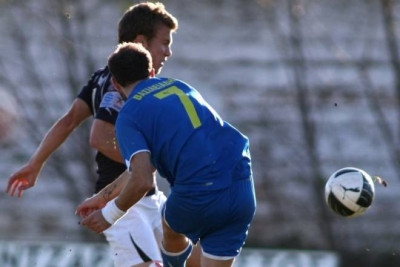 Επαφές με Πανηλειακό για φιλικό