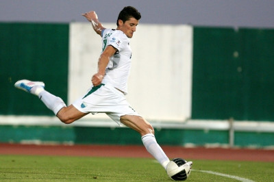 Έκανε το «μπαμ» με Ταραλίδη η Γλυφάδα!