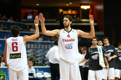 Στους «4» με…  «La Bomba»