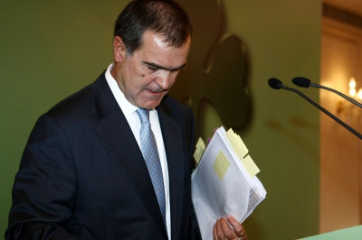 Το θέμα δεν είναι οι όροι του «Βγενό»...