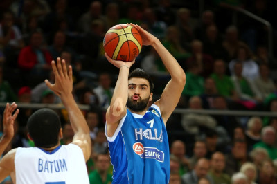 Βασιλειάδης: «Αναλαμβάνω την ευθύνη»