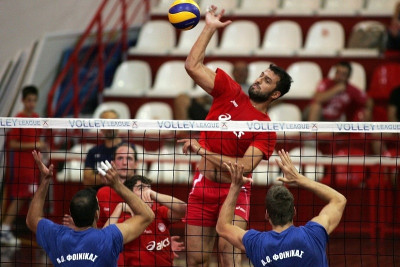 «Ερυθρόλευκοι»-«Πειρατές» σημειώσατε Χ!