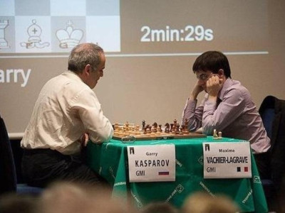 Ο Κασπάροφ επέστρεψε...