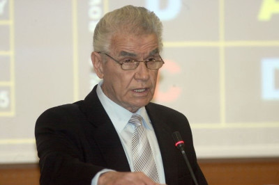 Λαζαρίδης: «Να διαφυλαχθεί η βιωσιμότητα του χάντμπολ»