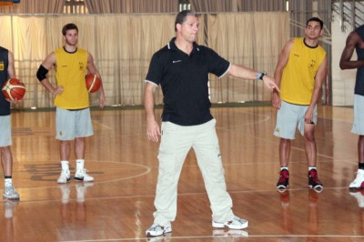 Μανωλόπουλος: «Να συνδυάσουμε εμπειρία και νιάτα»