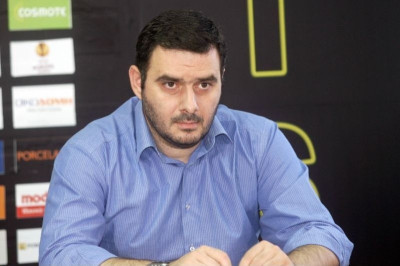 Μποτζώρης: «Κάνουν παζάρια με τις τιμωρίες»