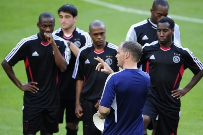 Ντε Μπουρ: «Δεν πρέπει να φοβηθούμε»