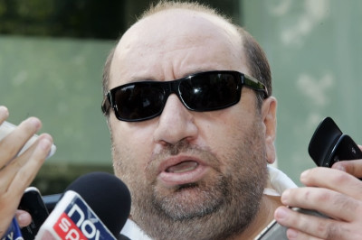 Τσάκας: «Στο τέλος ξυρίζουν τον γαμπρό»