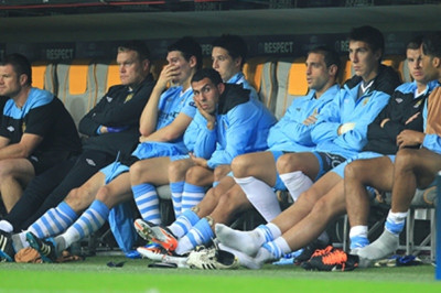 «Πρέπει να βοηθήσουμε τον Τέβες»