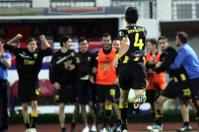 Ό,τι κάτσει, όπως κάτσει