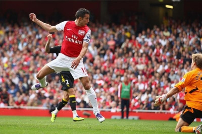 Φαν Πέρσι: «Δεν πάω σε αντίπαλο σύλλογο»