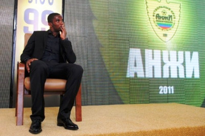 Ετό: «Παίζω για τα λεφτά»