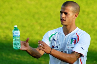 Τιμή η Νάπολι για Τζιοβίνκο