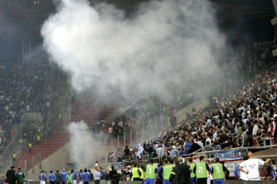 Έχασε ένα δάκτυλο Κροάτης οπαδός!
