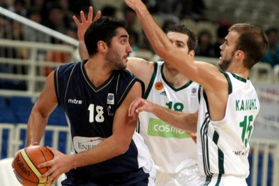 Ανανέωσε ο Αγγελόπουλος!