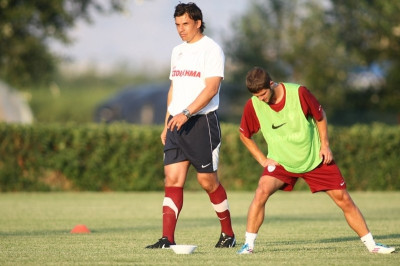 Προπονούνται και περιμένουν στην ΑΕΛ