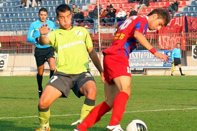 Επαφή με Παγώνη ο Βύζας