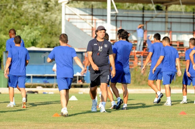 Ατομικό για Ζαϊρί, Ντε Βισέντι στον ΠΑΣ