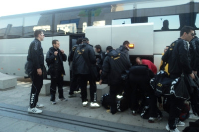 Βρίσκεται ήδη στην Ολλανδία η ΑΕΚ (photos)