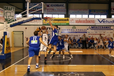 Εκκενώθηκε το ΒΑΚ, κέρδισε το Πέραμα