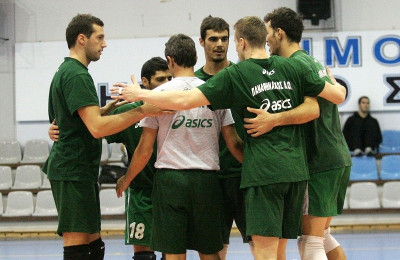 Τα βλέμματα στο ντέρμπι της Κυψέλης