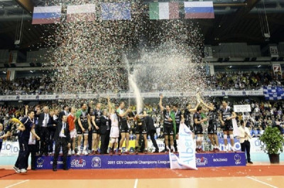 Βραδιές... κορυφαίου βόλεϊ