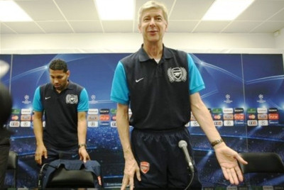 Βενγκέρ: «Δεν υπάρχουν προβλήματα στην ομάδα»