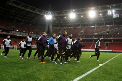 Με Βάργκας η ενδεκάδα της ΑΕΚ (photos)