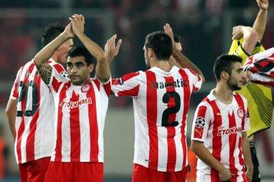 Ο Ολυμπιακός έκλεισε το… μάτι στη Μέρκελ!