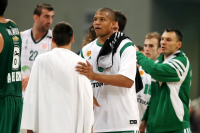 Ταξιδέψτε μαζί τους...