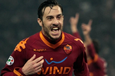 Οδεύει προς Κατάρ ο Κασέτι