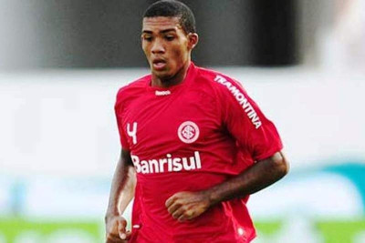 Κοντά σε Χουάν και Βάργκας η Ίντερ