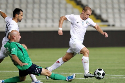 Οπου υπάρχει καπνός, δεν υπάρχει και… Σουάνης!