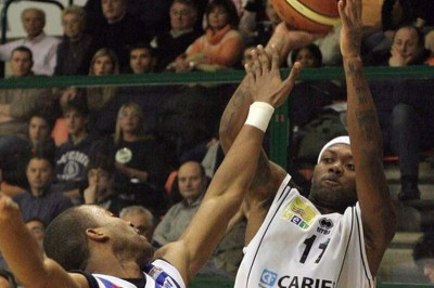 Βουλγαρικό διαβατήριο ο Κόλινς