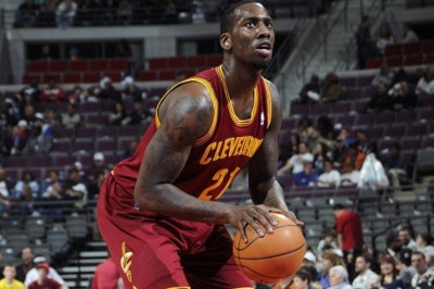 Άσχημο ντεμπούτο για Χίκσον