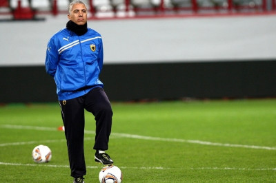 Η σιωπή του Κωστένογλου