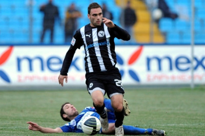 Καμία προσφυγή από Σουλογάνη, Καρακώστα