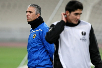 Εστίασε στην επιθετική τακτική ο Κωστένογλου