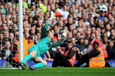 Διαψεύδει ο Κιούζακ