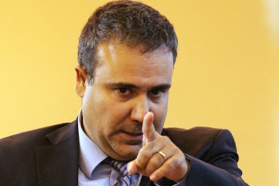 Φλεβαράκης: «Δυναμικό παρών ο κόσμος»