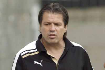 Δυο ερωτηματικά στον Πιερικό